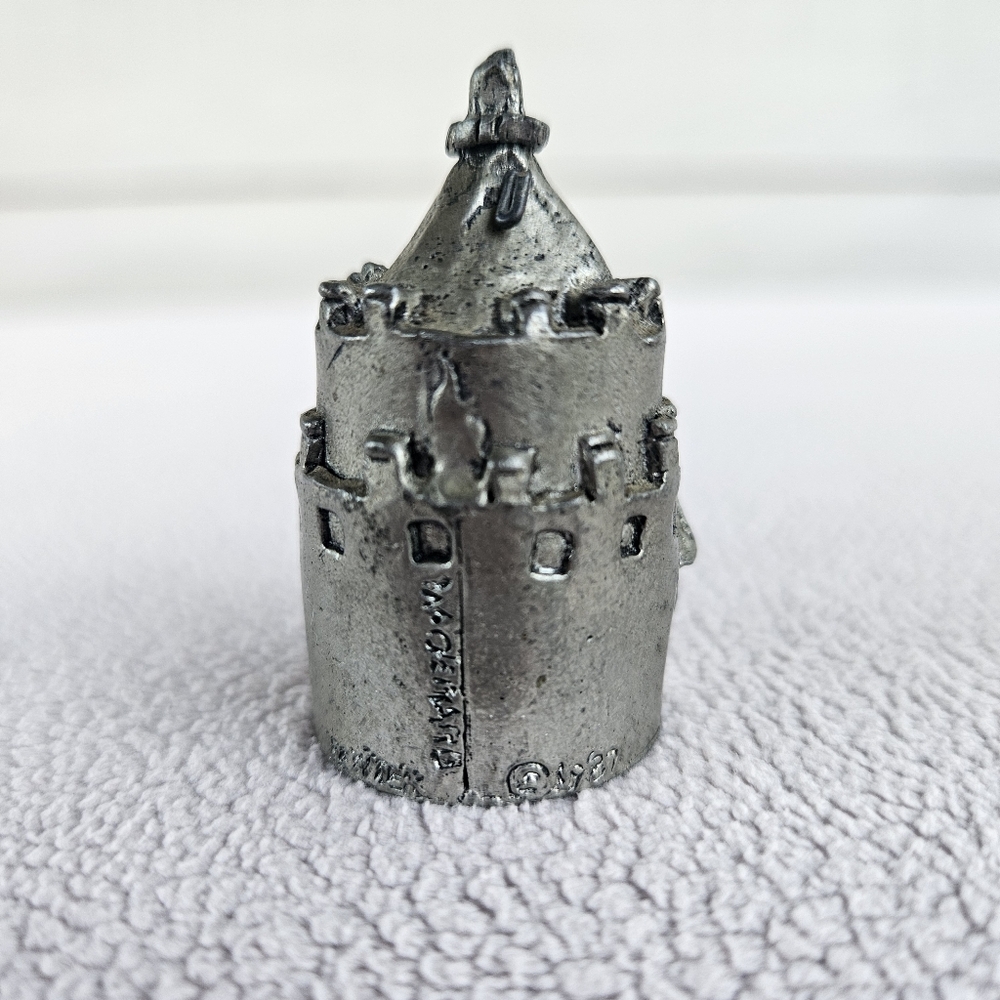 VTG W Gerard Pewter Castle Bell Miniature Gold-Tone King Queen Clapper 2" - Picture 3 of 8